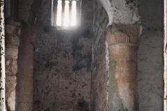 Espagne, Près Ovedio, San Miguel de Lillo, le transept (1 X eme S.)