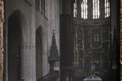 Espagne, Oviedo, La nef centrale de la Cathédrale sans Coro ; dans le fond, la Capilla major.
