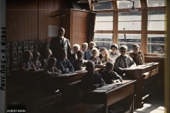 Hollande, Volendam, L'Ecole Protestante (260 protestants et 2500 Catholiques peuplent le village)