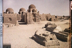 Egypte, Assouan, Ancien cimetière musulman, tombeaux des Cheiks