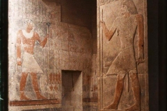 Egypte, Sakkara, Pilier et porte du tombeau du fils de Méra