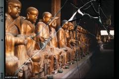 Py-Yen-Seu, Une galerie du temple des 580 Bouddhas