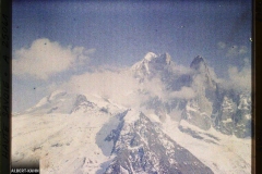 France Les Alpes, Vue prise de la Flégère. Nuage envahissant le sommet de l'aiguille Verte