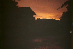 Les Eyzies, Dordogne, France, juin 1916, (Autochrome, ), Georges Chevalier, Département des Hauts-de-Seine, musée Albert-Kahn, Archives de la Planète, A 71 947 S