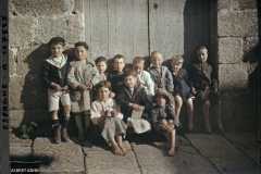 Espagne, La Corogne, Bande de gosses dont des blonds aux yeux bleus