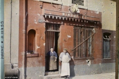 France, Reims, Boucherie chevaline rue Gambetta après bombardement