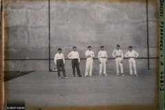 France , Tardets, Au fronton - Les 2 Equipes de Pelotaris