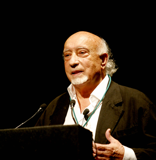 Medalla de oro del CBA a Manuel Vicent