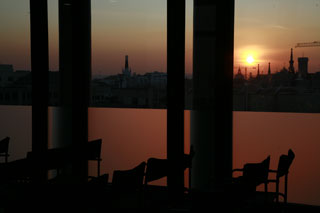 RECITAL POÉTICO DESDE LA NOCHE EFÍMERA