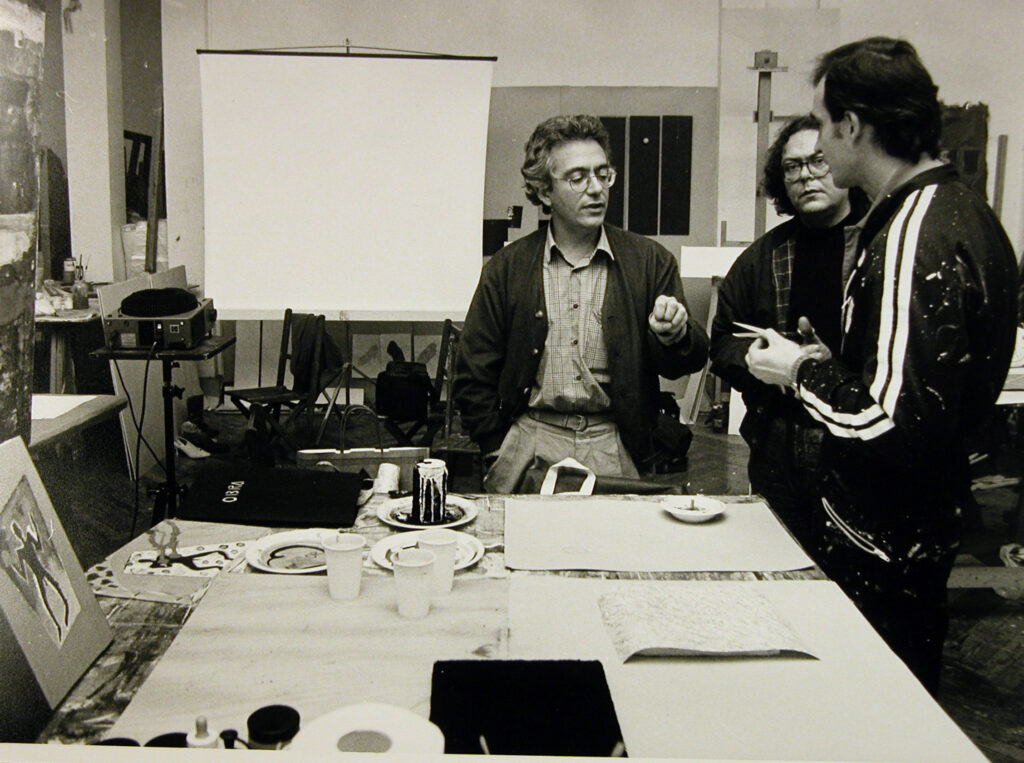 El pintor Chema Cobo en los Talleres de Arte Actual en 1990.